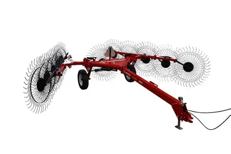 El rastrillo de heno de rotor agrícola aumenta la eficiencia de recogida de heno en un 35 %: aumentan los nuevos pedidos en las granjas europeas